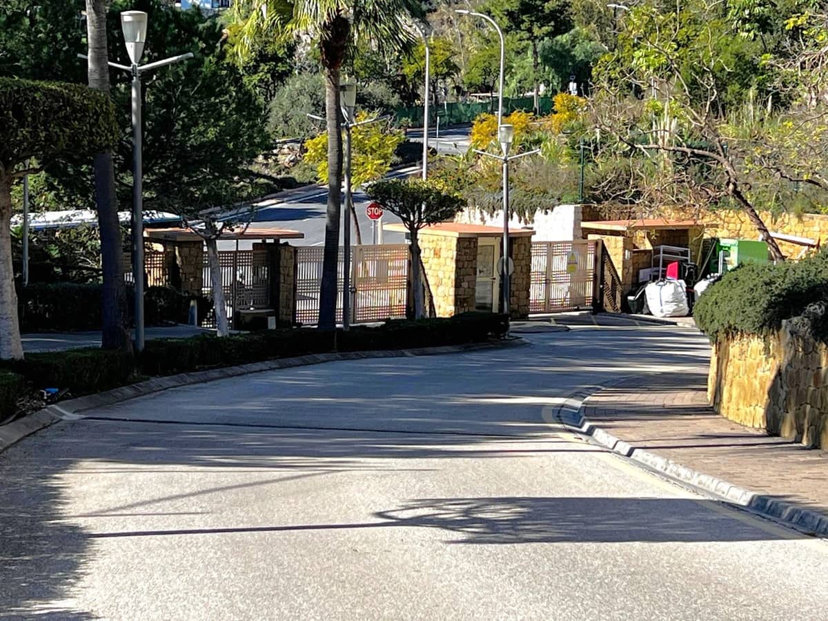 2 slaapkamer Appartement te koop in Benalmadena met zwembad garage - € 318.000 (Ref: 9500827)