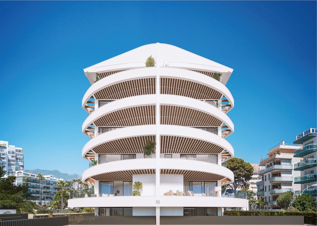 3 bedroom Apartment for sale in Benalmadena with pool garage - € 1,421,000 (Ref: 9500875)