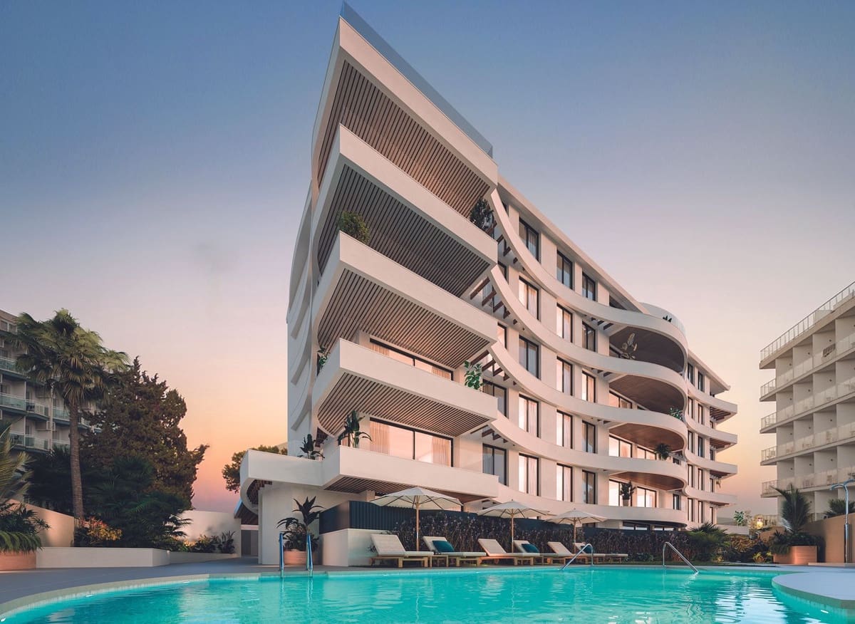 3 bedroom Apartment for sale in Benalmadena with pool garage - € 1,421,000 (Ref: 9500875)