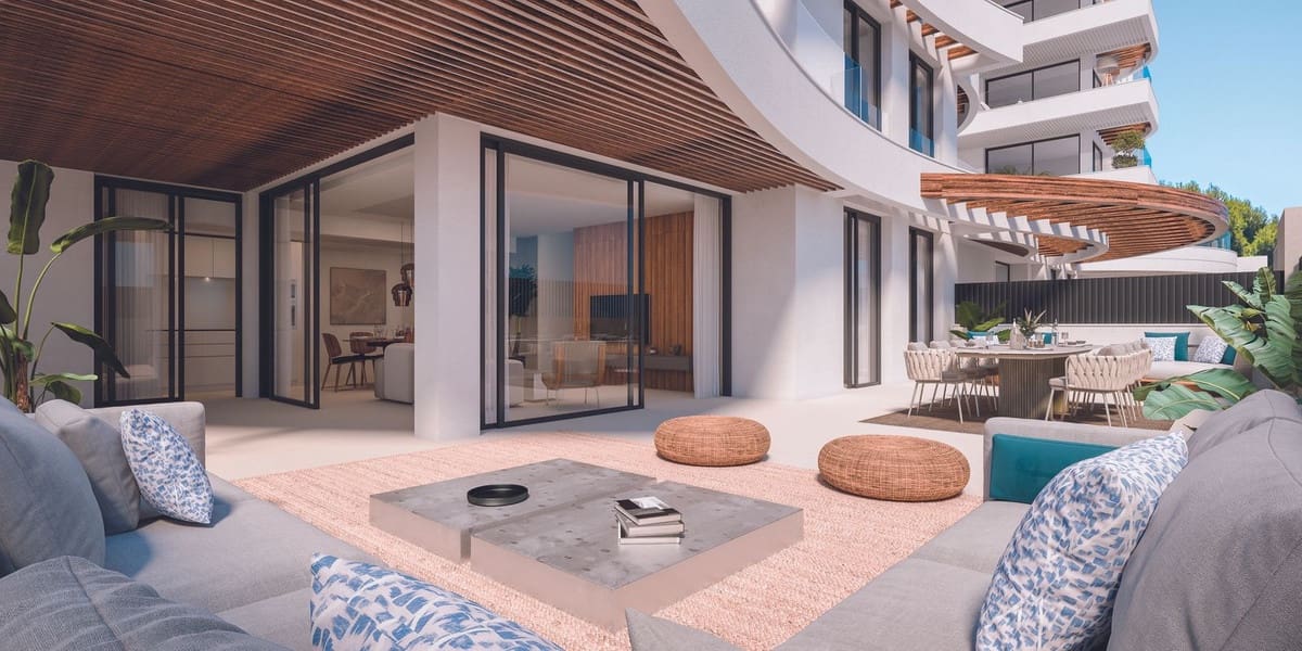 3 bedroom Apartment for sale in Benalmadena with pool garage - € 1,421,000 (Ref: 9500875)