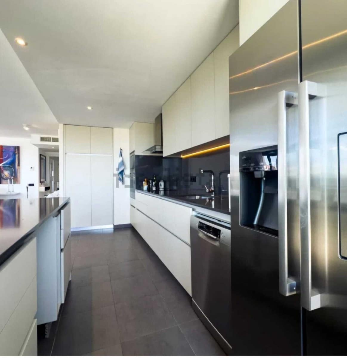 2 soveværelse Penthouse til salg i Estepona med swimmingpool garage - € 1.850.000 (Ref: 9500895)