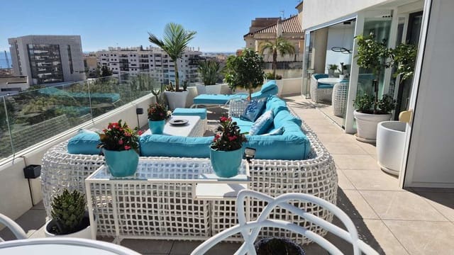 2 chambre Penthouse à vendre à Centro, Estepona avec piscine garage - 1 595 000 € (Ref: 9500895)