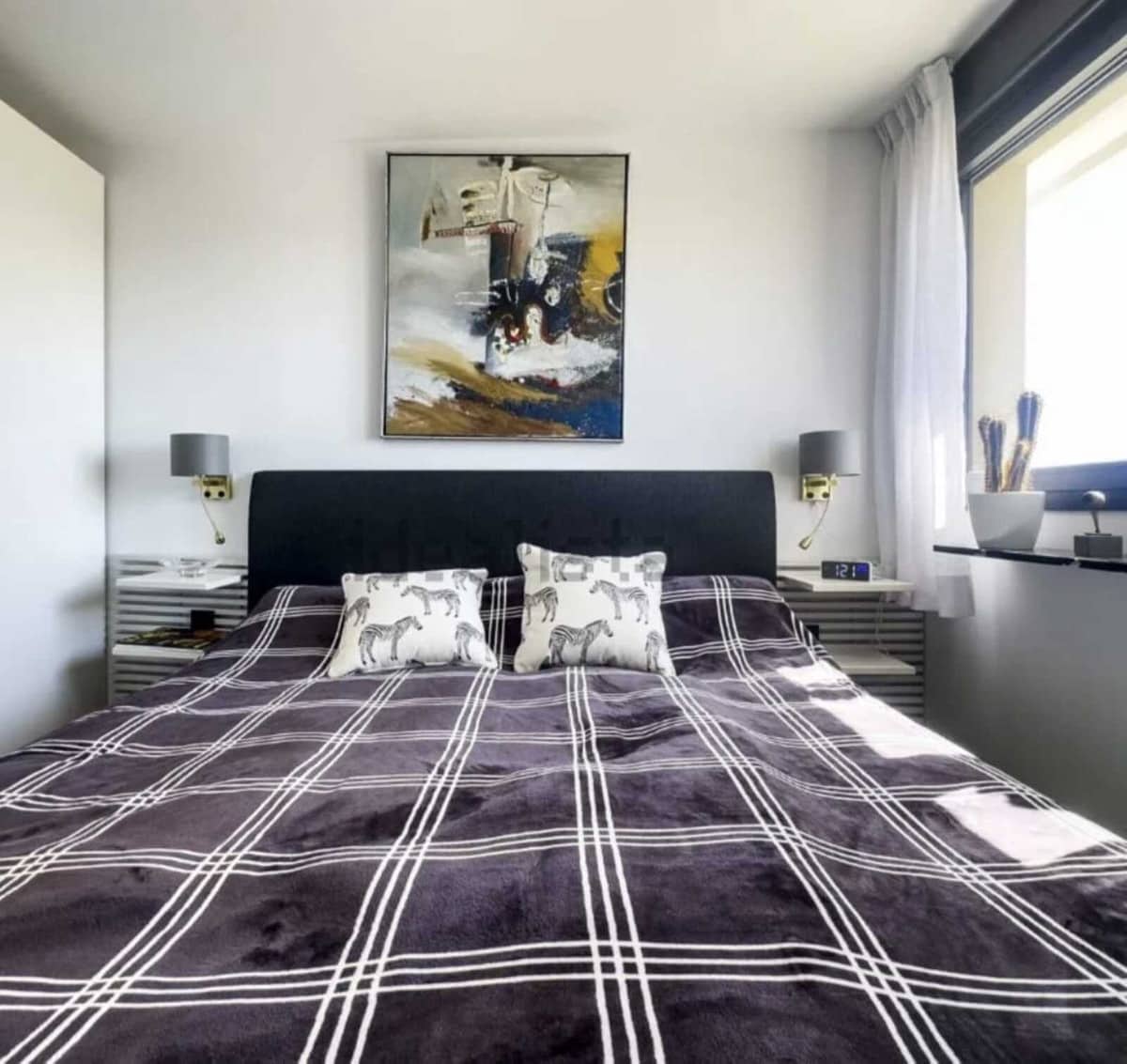 2 bedroom Penthouse for sale in Estepona with pool garage - € 1,595,000 (Ref: 9500895)