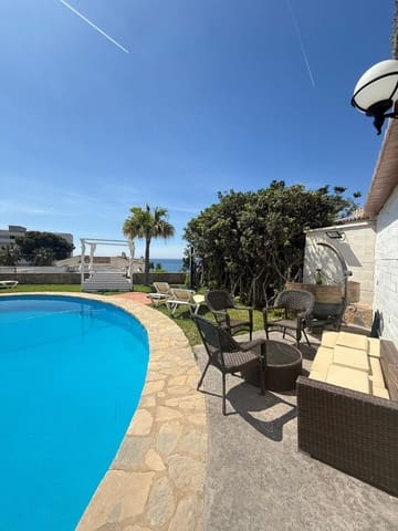 2 bedroom Villa for sale in Torremuelle, Benalmádena with pool garage - € 820,000 (Ref: 9500897)