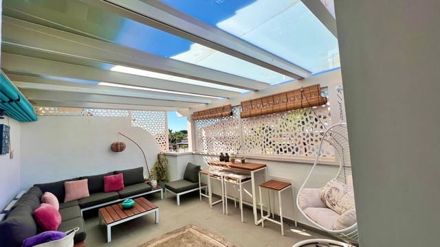 1 soveværelse Penthouse til salg i Nueva Andalucia, Marbella med swimmingpool garage - € 400.000 (Ref: 9503091)