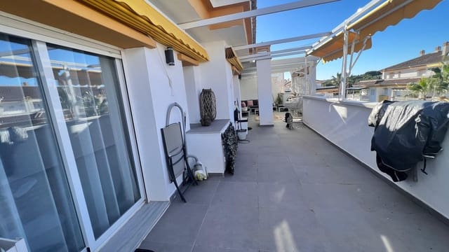 1 soveværelse Penthouse til salg i Nueva Andalucia, Marbella med swimmingpool garage - € 400.000 (Ref: 9503091)