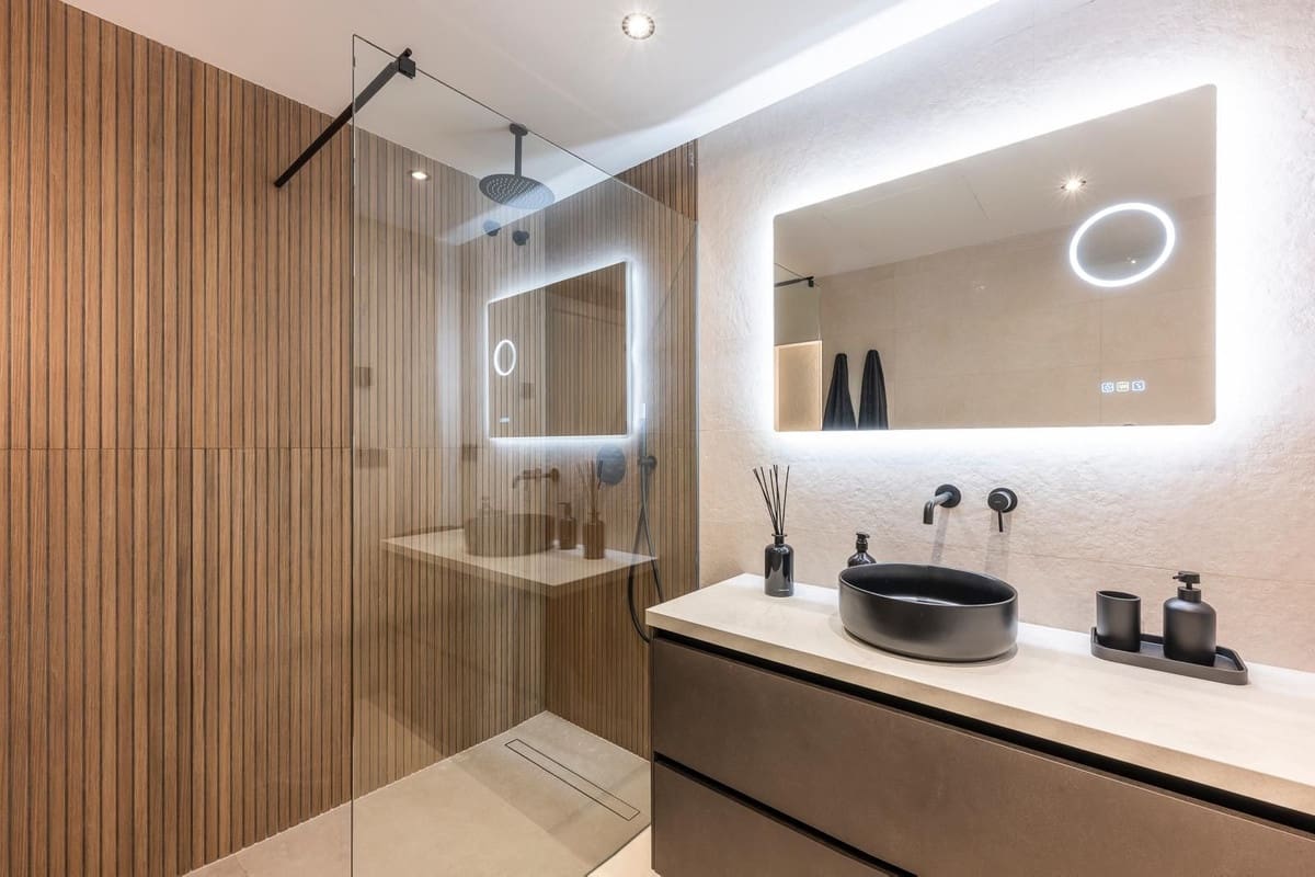 Apartamento de 3 habitaciones en Nueva Andalucia en venta con piscina - 785.000 € (Ref: 9503092)