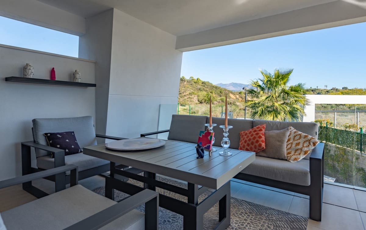 2 quarto Apartamento para venda em New Golden Mile com piscina garagem - 515 000 € (Ref: 9503407)