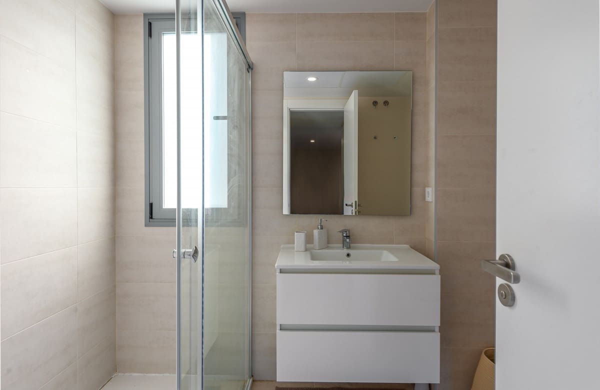 2 quarto Apartamento para venda em New Golden Mile com piscina garagem - 515 000 € (Ref: 9503407)