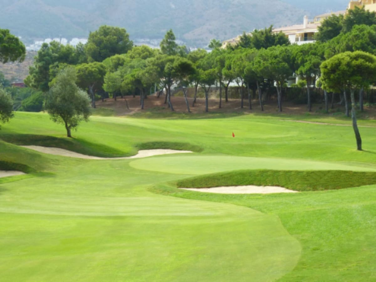 2 bedroom Apartment for sale in Torrequebrada with pool garage - € 1,056,000 (Ref: 9503432)