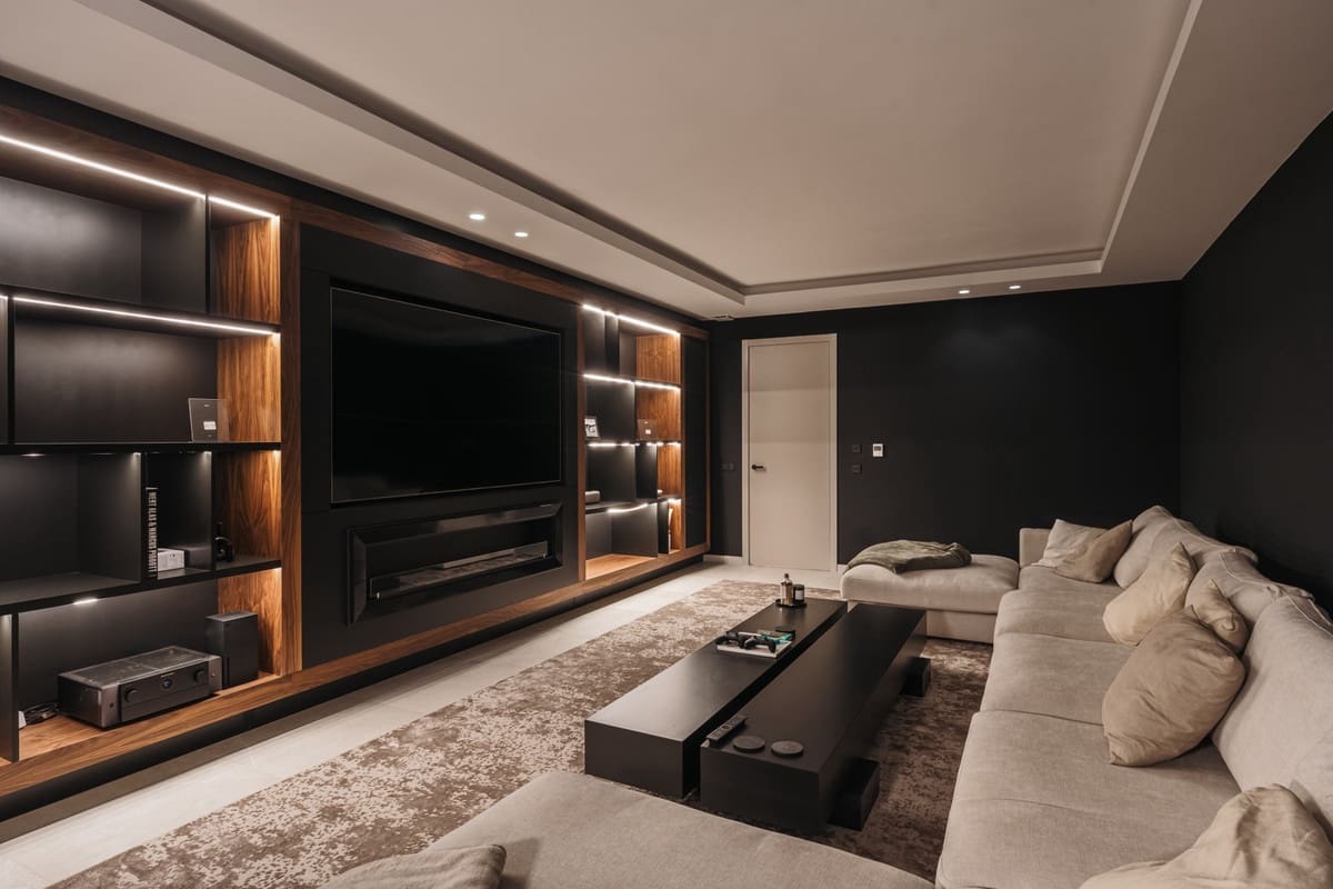 5 sypialnia Willa na sprzedaż w Elviria z basenem garażem - 3 200 000 € (Ref: 9511145)