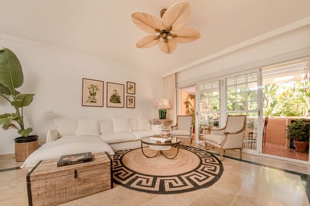 Casa de 3 habitaciones en Nagüeles Alto, Marbella en venta con garaje - 1.165.000 € (Ref: 9511149)