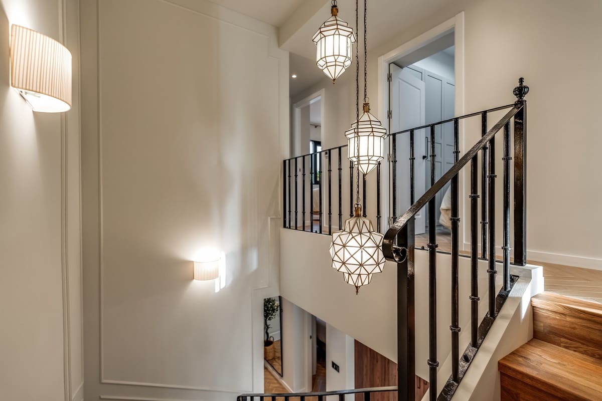 4 soverom Hus til salgs i Nueva Andalucia med svømmebasseng - € 1 395 000 (Ref: 9511152)