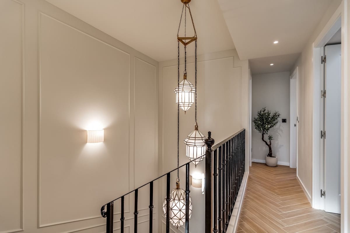 4 soverom Hus til salgs i Nueva Andalucia med svømmebasseng - € 1 395 000 (Ref: 9511152)