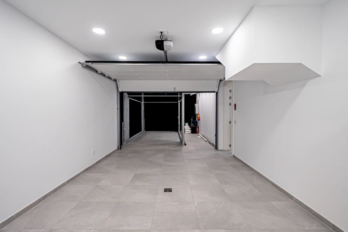 4 Zimmer Villa zu verkaufen in Golden Mile mit Pool Garage - 3.500.000 € (Ref: 9511157)