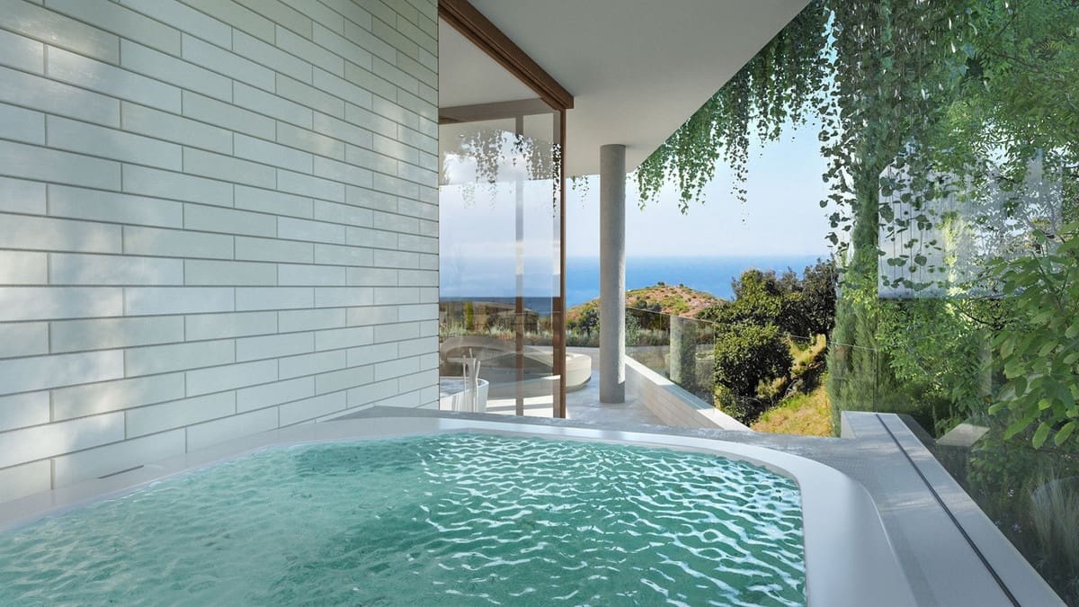 2 bedroom Apartment for sale in Benalmadena with pool garage - € 2,500,000 (Ref: 9511180)