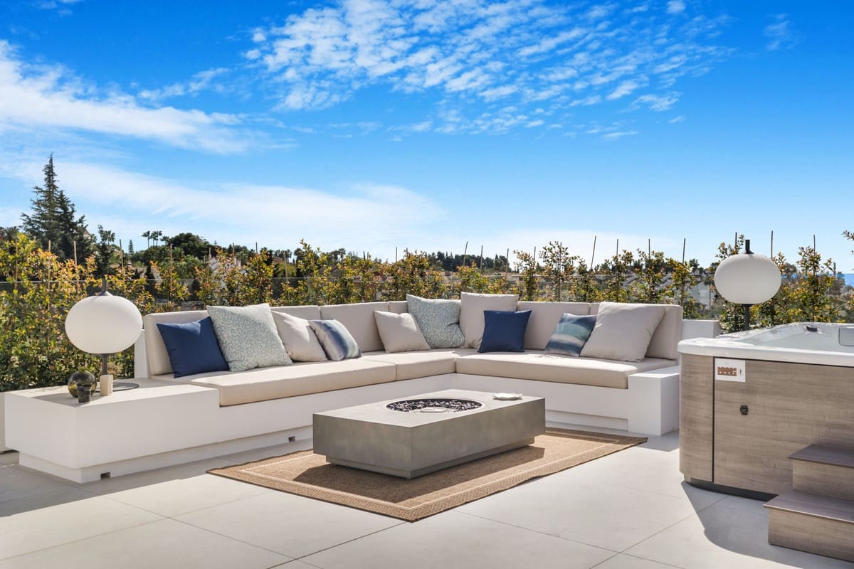 6 soveværelse Villa til salg i Golden Mile med swimmingpool garage - € 5.900.000 (Ref: 9511399)