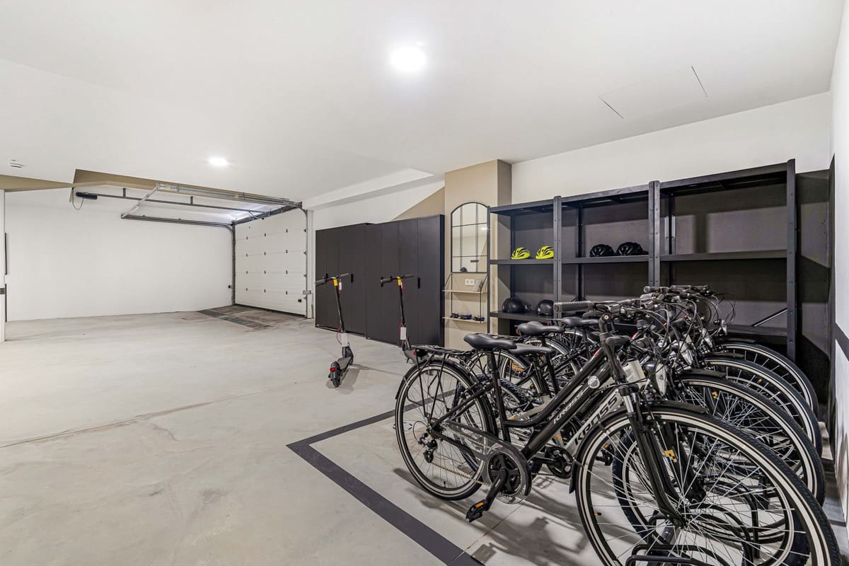 6 soveværelse Villa til salg i Golden Mile med swimmingpool garage - € 5.900.000 (Ref: 9511399)