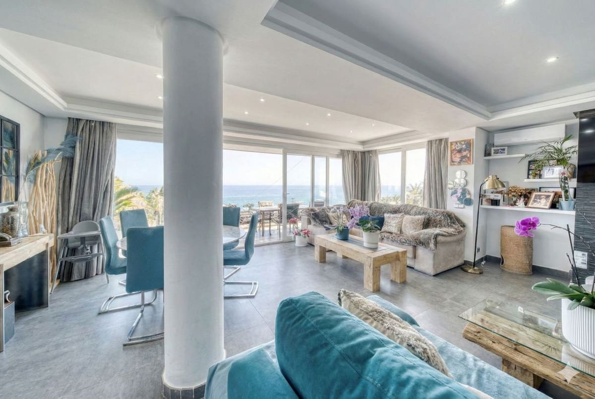 5 makuuhuone Huvila myytävänä paikassa Buenas Noches mukana uima-altaan 
autotalli - 830 000 € (Ref: 9516493)