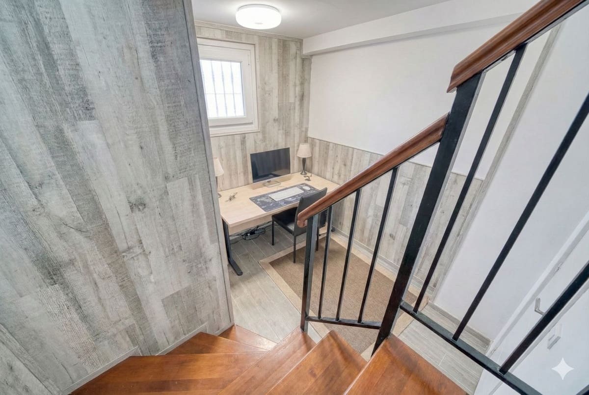 5 makuuhuone Huvila myytävänä paikassa Buenas Noches mukana uima-altaan 
autotalli - 830 000 € (Ref: 9516493)