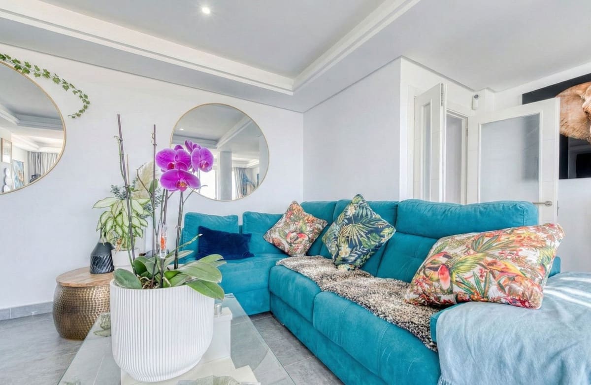 5 bedroom Villa for sale in Buenas Noches with pool garage - € 830,000 (Ref: 9516493)