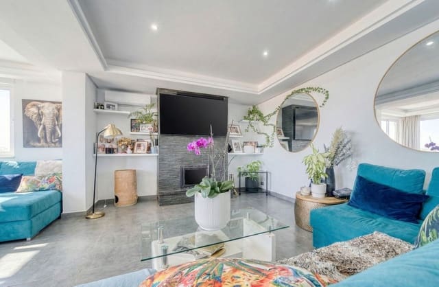 5 bedroom Villa for sale in Buenas Noches, Estepona with pool garage - € 795,000 (Ref: 9516493)