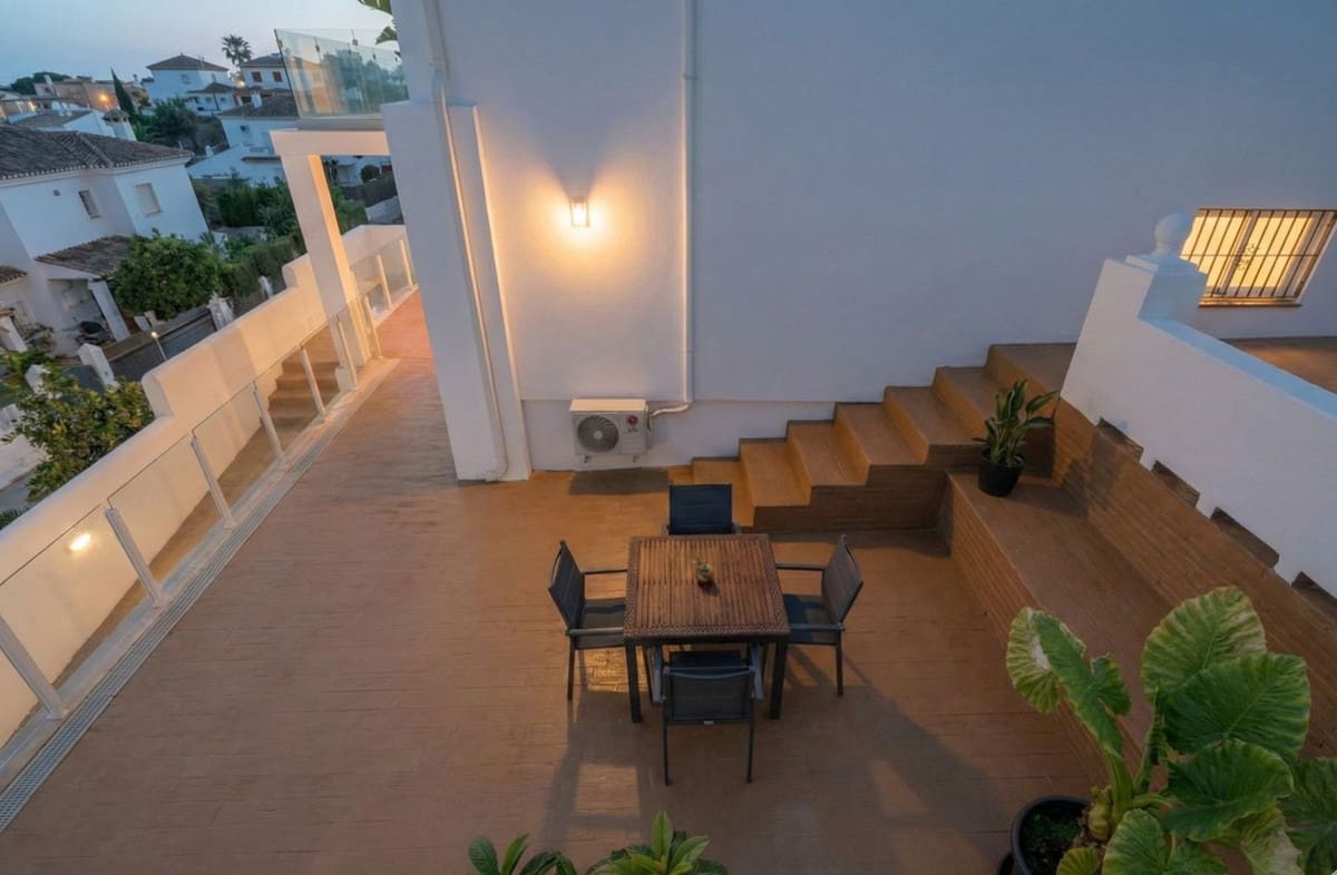 5 soveværelse Villa til salg i Buenas Noches med swimmingpool garage - € 795.000 (Ref: 9516493)