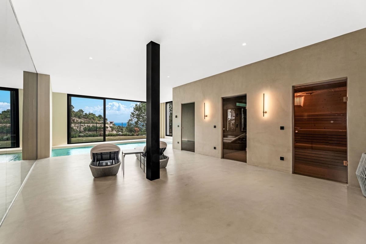 6 bedroom Villa for sale in El Madronal with pool garage - € 7,000,000 (Ref: 9521504)