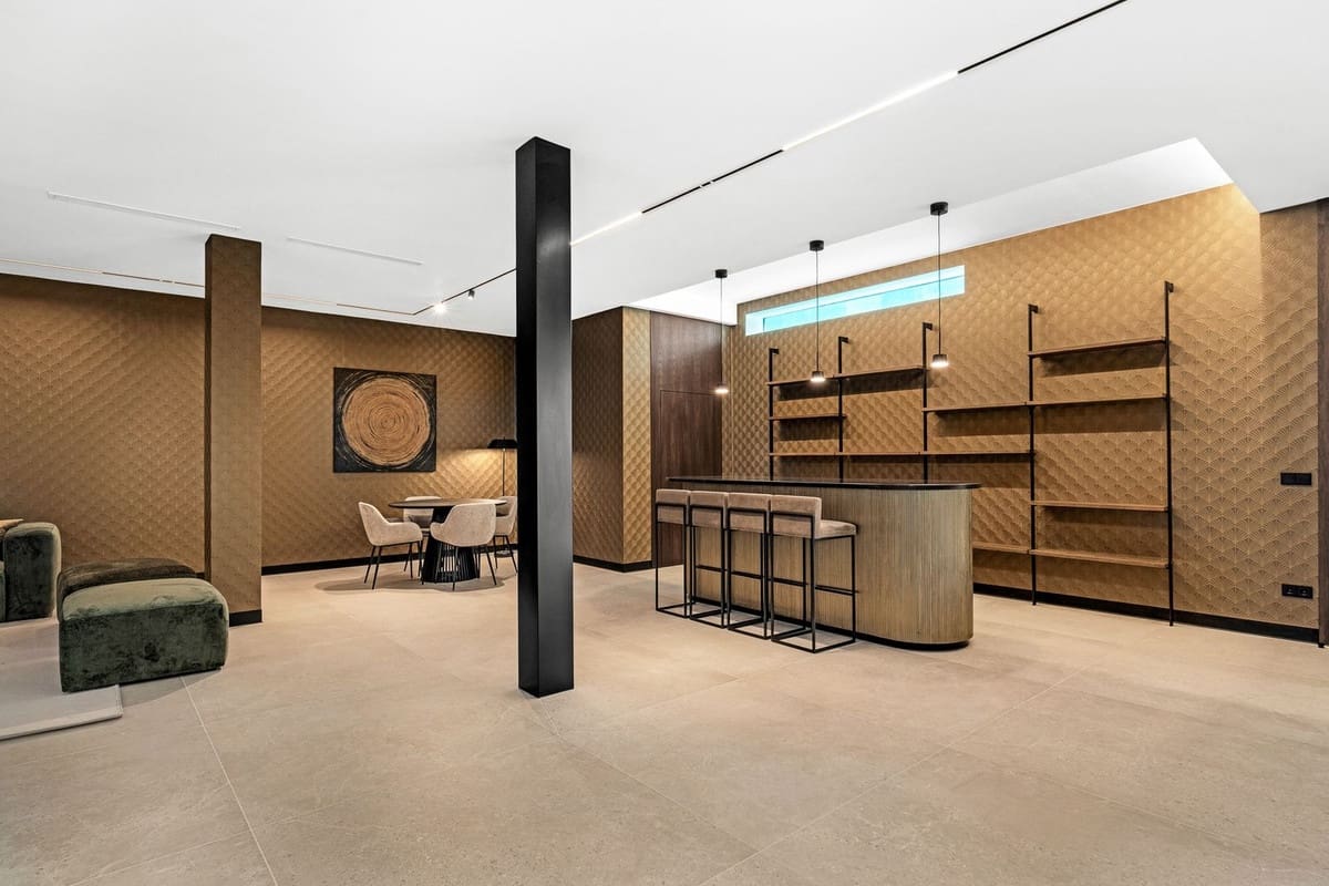 6 bedroom Villa for sale in El Madronal with pool garage - € 7,000,000 (Ref: 9521504)