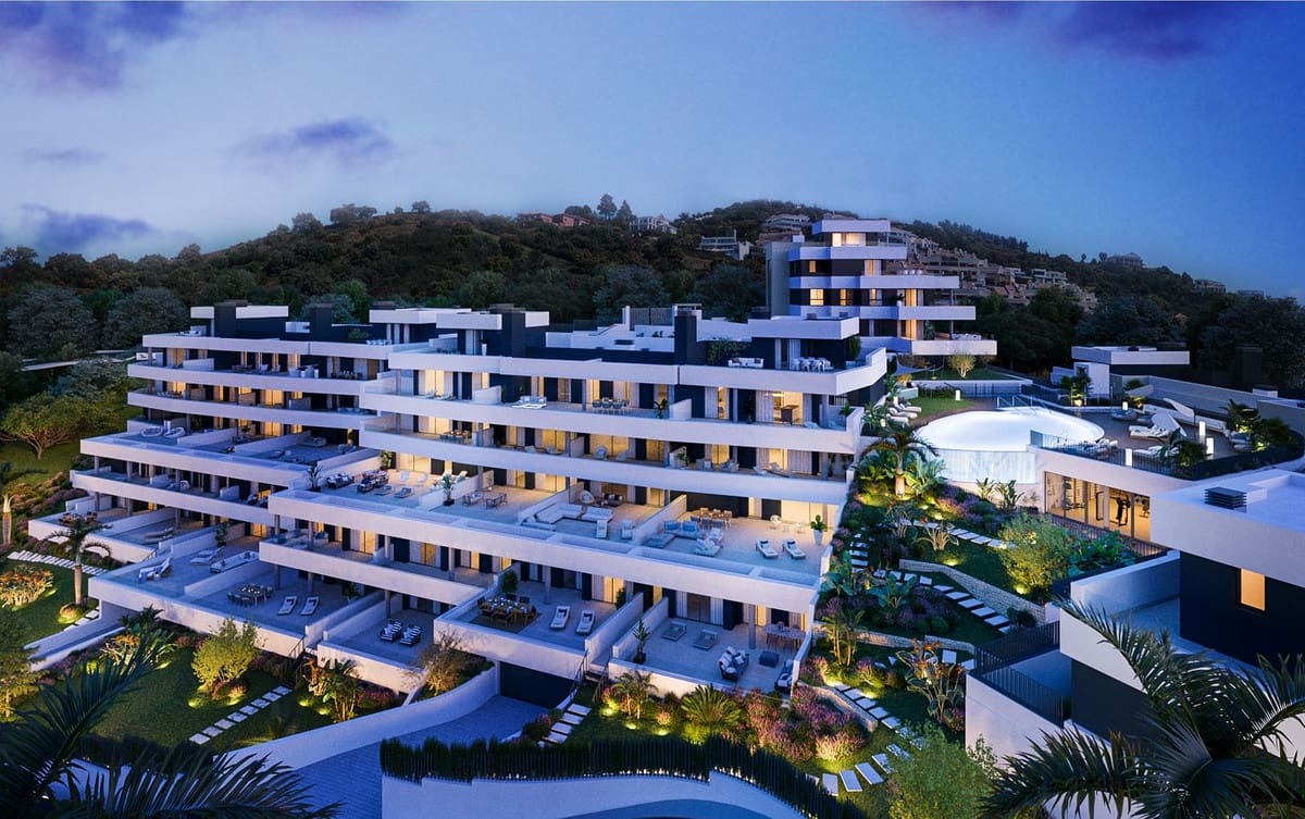 3 camera da letto Appartamento sulla Spiaggia in vendita in Los Monteros con piscina garage - 1.115.000 € (Rif: 9523612)