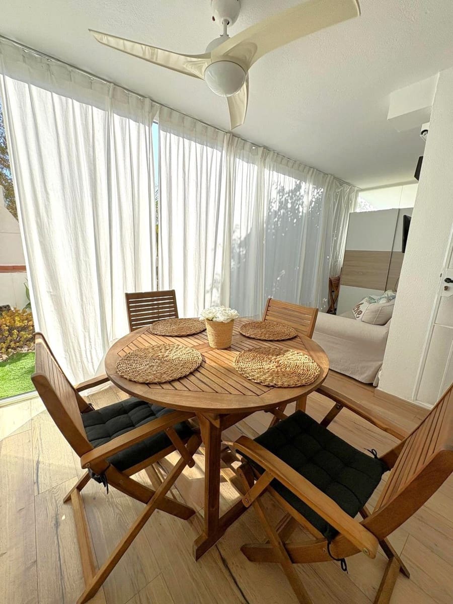 2 bedroom Apartment for sale in Mijas Costa with pool garage - € 360,000 (Ref: 9528581)