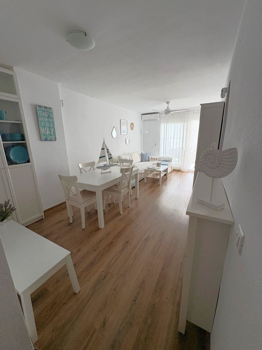 2 bedroom Apartment for sale in Mijas Costa with pool garage - € 360,000 (Ref: 9528581)