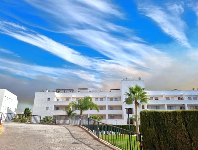 2 soverom Leilighet til salgs i Riviera del Sol, Mijas med svømmebasseng garasje - € 340 000 (Ref: 9528581)