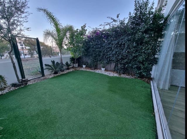 2 soverom Leilighet til salgs i Riviera del Sol, Mijas med svømmebasseng garasje - € 340 000 (Ref: 9528581)