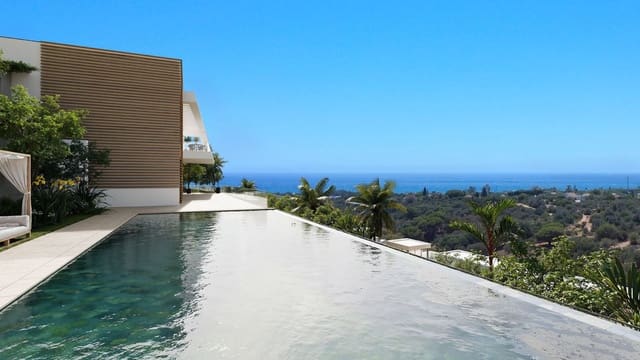 Adosado de 3 habitaciones en Elviria, Marbella en venta con piscina garaje - 850.000 € (Ref: 9528582)