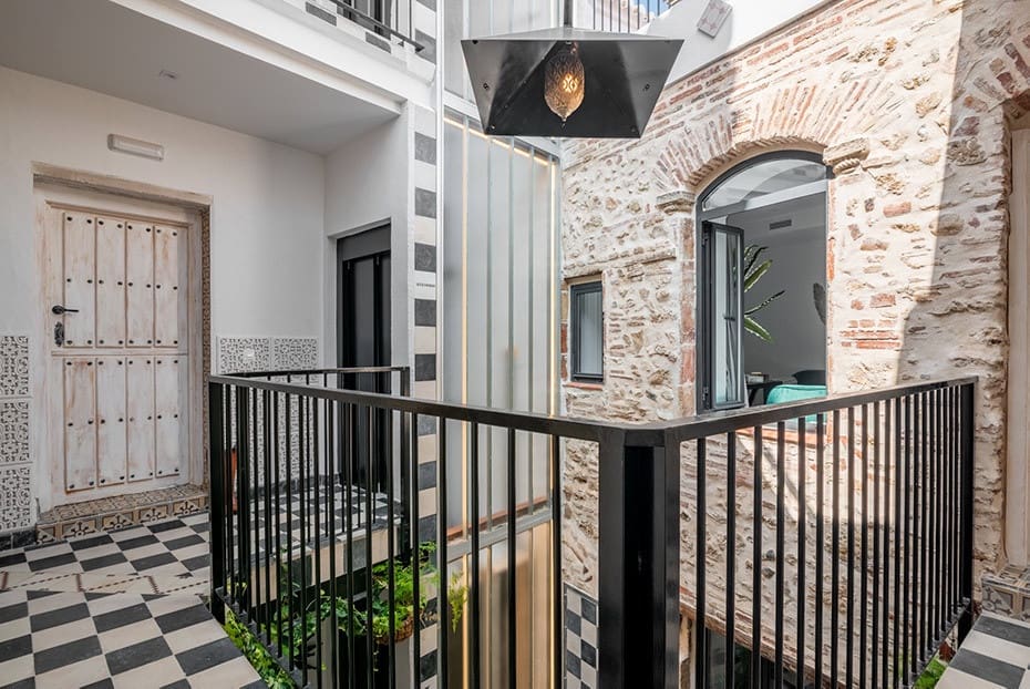 14 soverom Bedrift til salgs i Marbella - € 5 500 000 (Ref: 9532197)