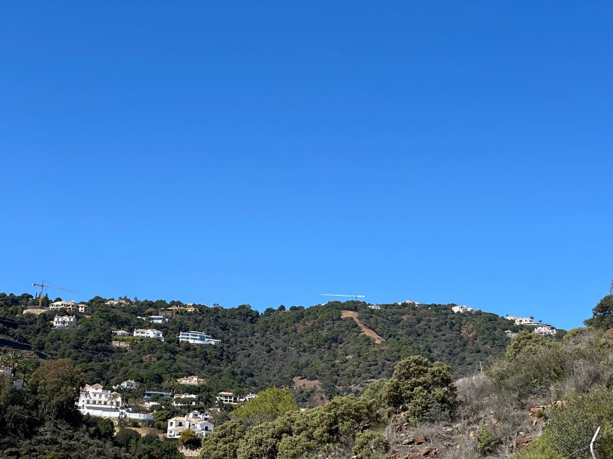 6 soverom Villa til salgs i El Madronal med svømmebasseng garasje - € 11 300 000 (Ref: 9532199)