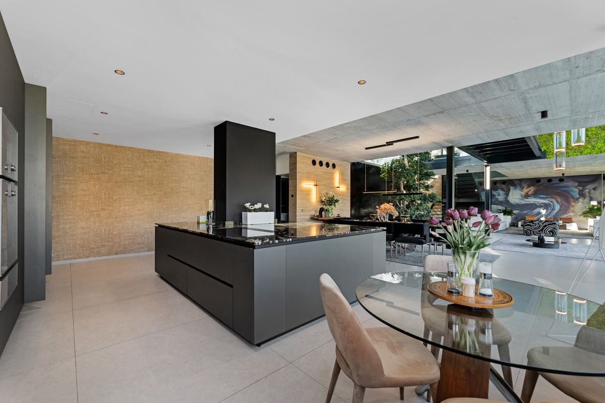 5 slaapkamer Villa te koop in Benahavis met zwembad garage - € 6.750.000 (Ref: 9532271)