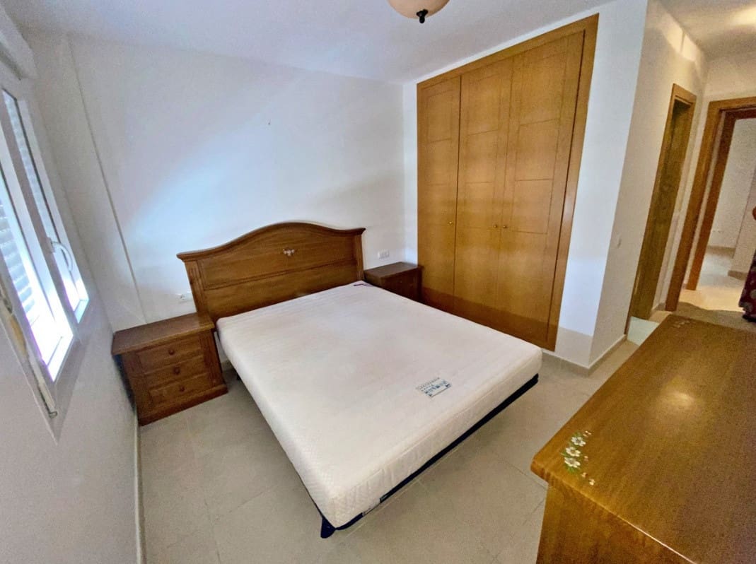 4 Zimmer Apartment zu verkaufen in Nueva Andalucia mit Garage - 450.000 € (Ref: 9532432)