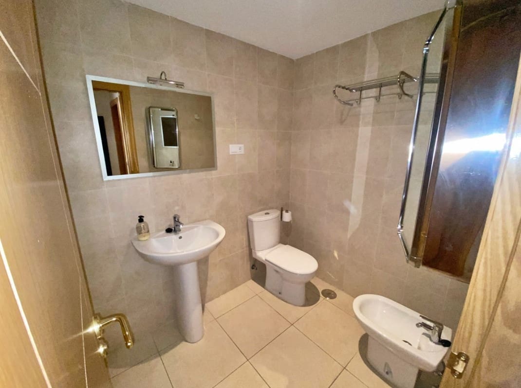 4 Zimmer Apartment zu verkaufen in Nueva Andalucia mit Garage - 450.000 € (Ref: 9532432)