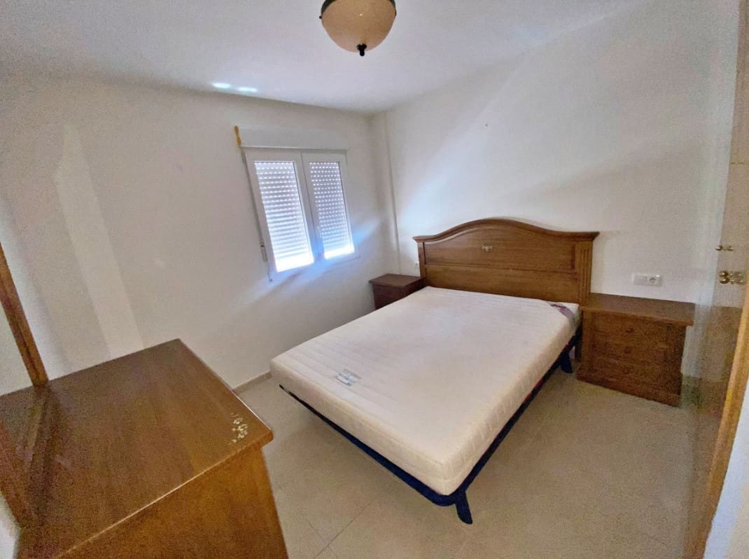 4 Zimmer Apartment zu verkaufen in Nueva Andalucia mit Garage - 450.000 € (Ref: 9532432)