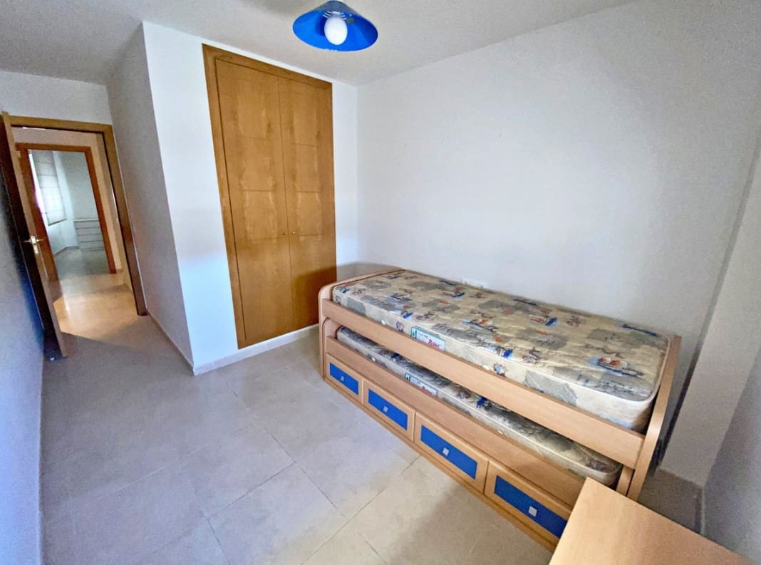 4 bedroom Apartment for sale in Nueva Andalucia with garage - € 450,000 (Ref: 9532432)