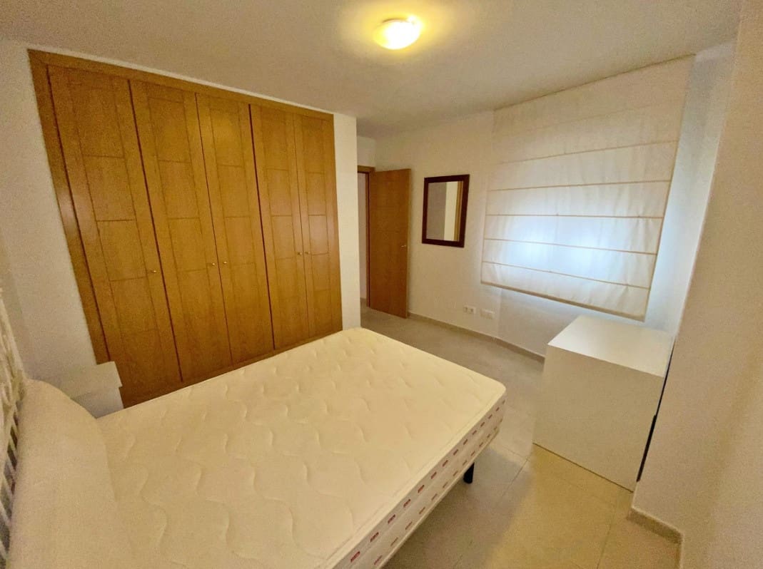 4 bedroom Apartment for sale in Nueva Andalucia with garage - € 450,000 (Ref: 9532432)