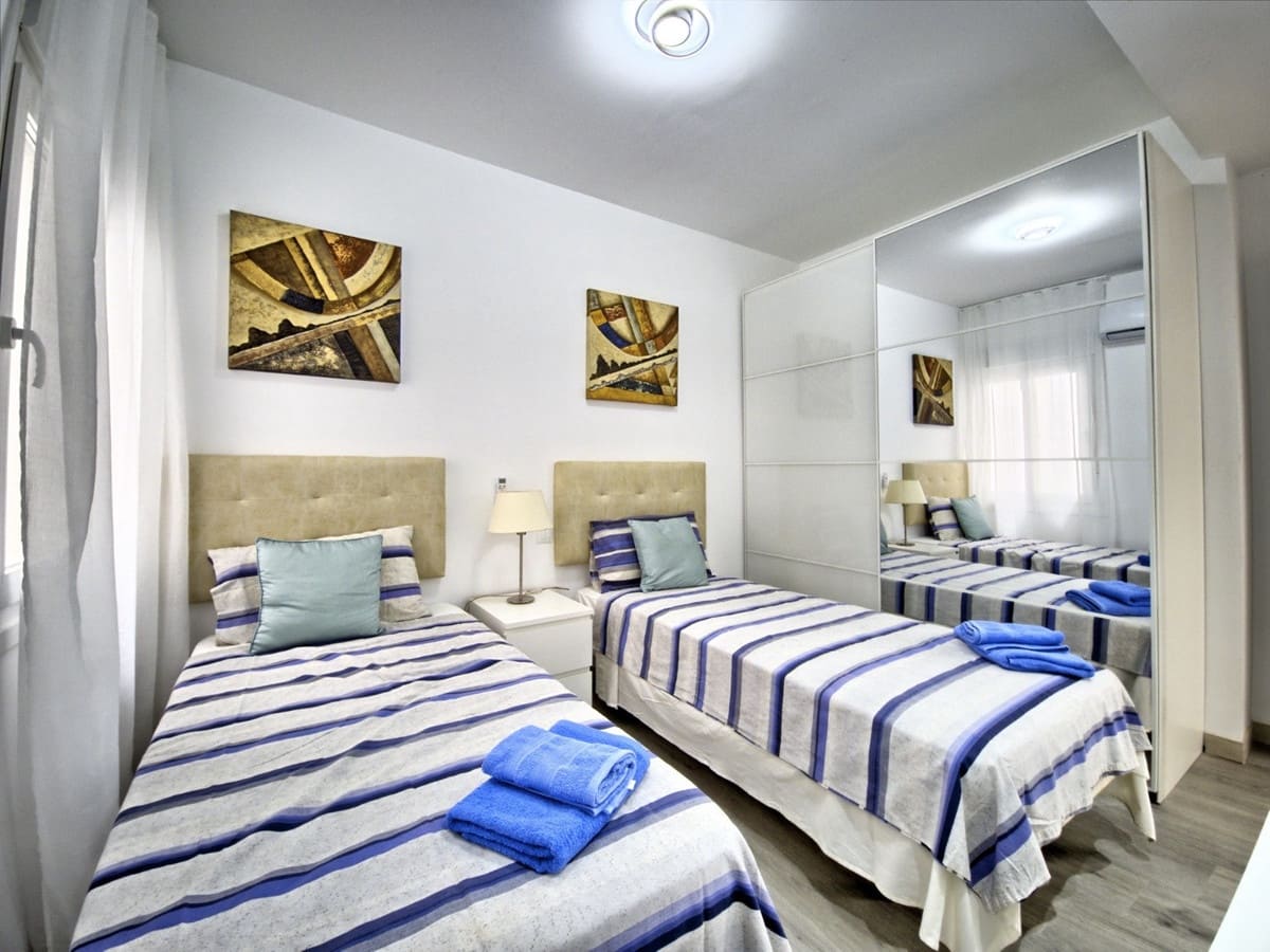 2 sovrum Lägenhet till salu i Marbella med pool - 499 000 € (Ref: 9532433)