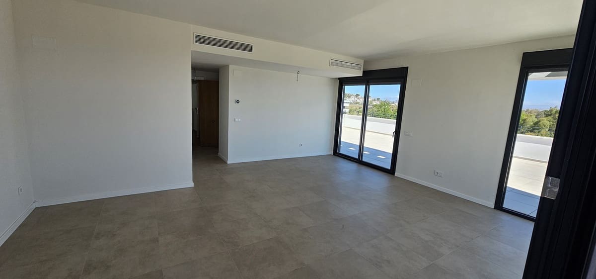 4 slaapkamer Penthouse te koop in Torremolinos met zwembad garage - € 1.450.000 (Ref: 9532849)