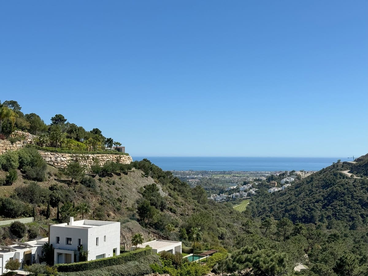 6 slaapkamer Villa te koop in El Madronal met zwembad garage - € 7.000.000 (Ref: 9535134)