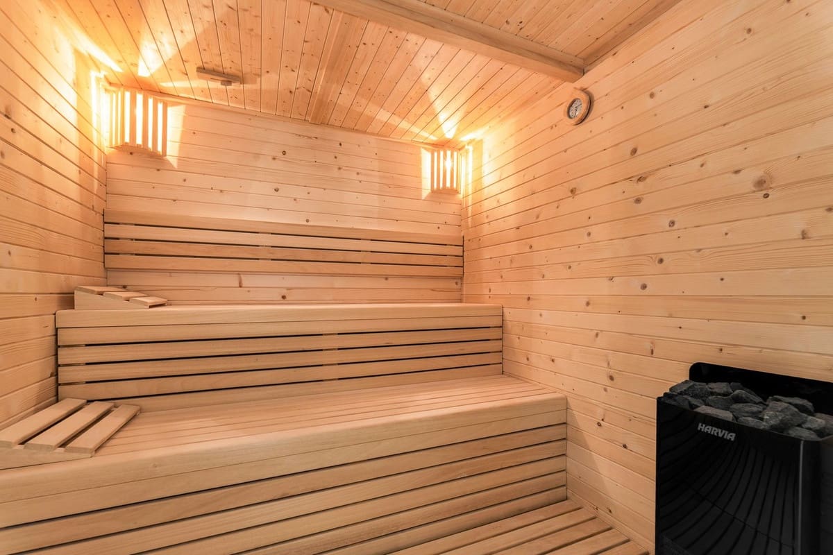 6 bedroom Villa for sale in El Madronal with pool garage - € 7,000,000 (Ref: 9542656)