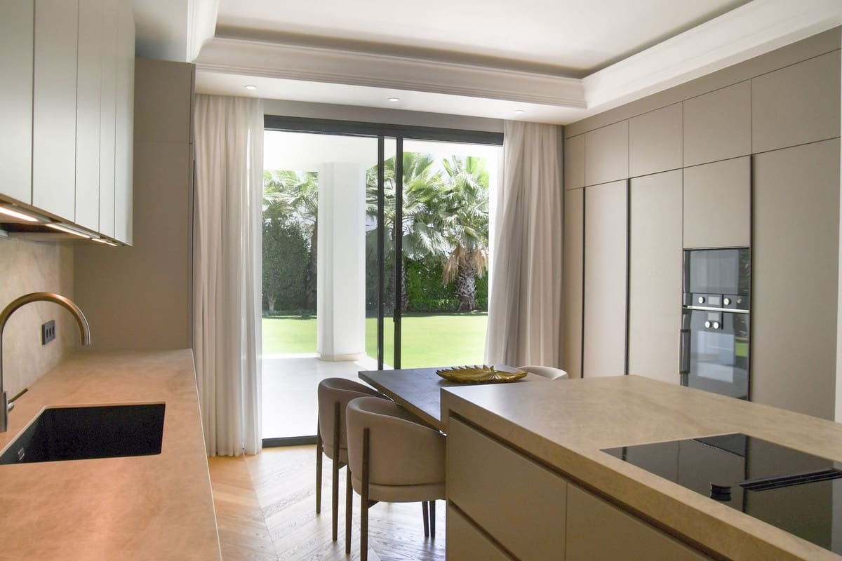 Chalet de 4 habitaciones en Golden Mile en venta con piscina garaje - 6.500.000 € (Ref: 9552619)