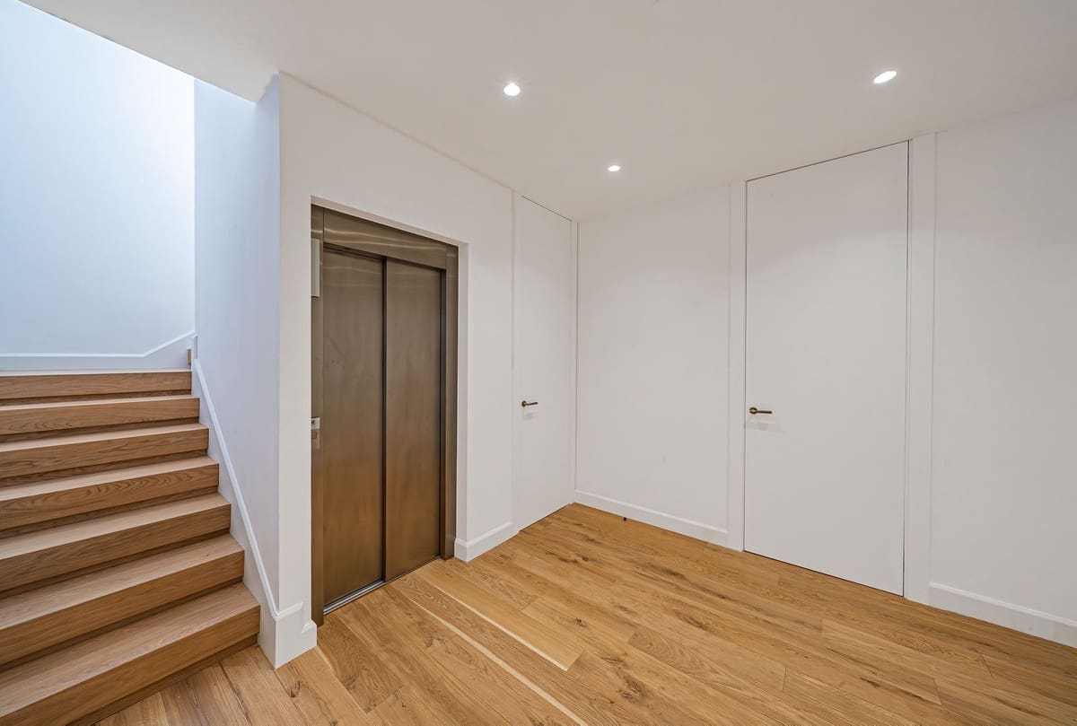 Chalet de 4 habitaciones en Golden Mile en venta con piscina garaje - 6.500.000 € (Ref: 9552619)