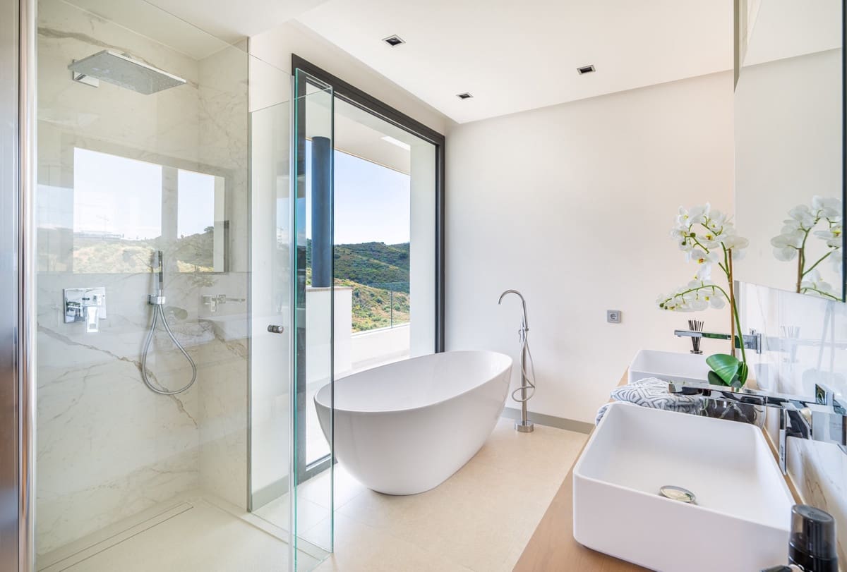 6 slaapkamer Villa te koop in Benahavis met zwembad garage - € 4.950.000 (Ref: 9559182)